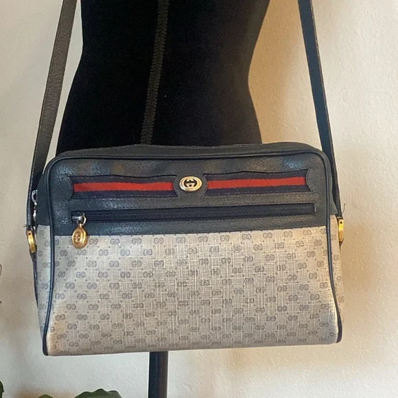 Authentic Gucci crossbody bag navy grey monogram coated canvas - Picture 1 of 15